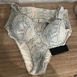 Gianni Bini Sage Viceroy Bikini Set XL